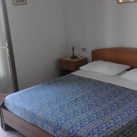 Eremo Dei Poeti Hotel