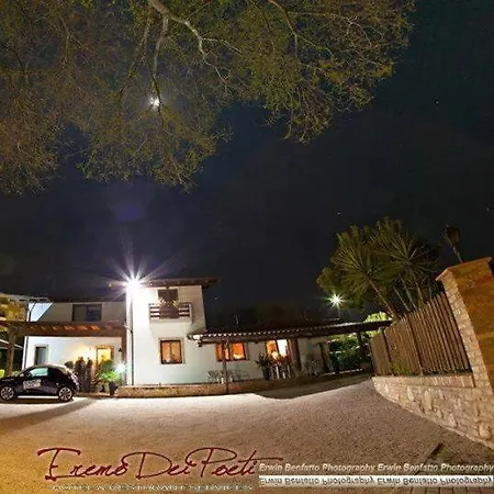 Eremo Dei Poeti Szálloda