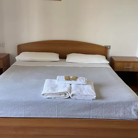 Eremo Dei Poeti Otel Mosciano SantʼAngelo