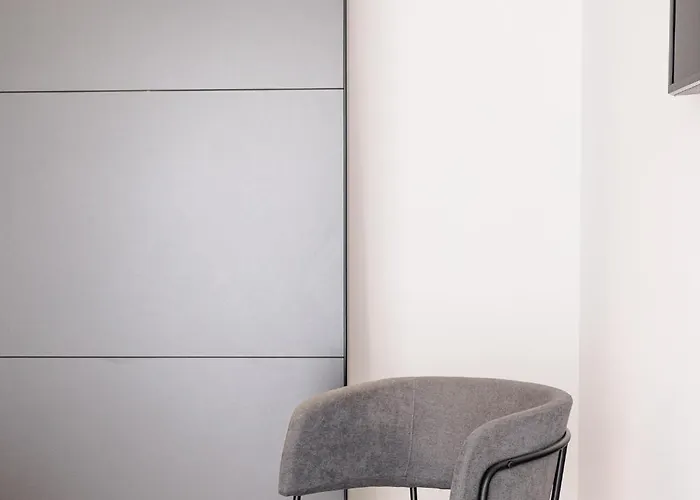 Eremo Dei Poeti Hotel *